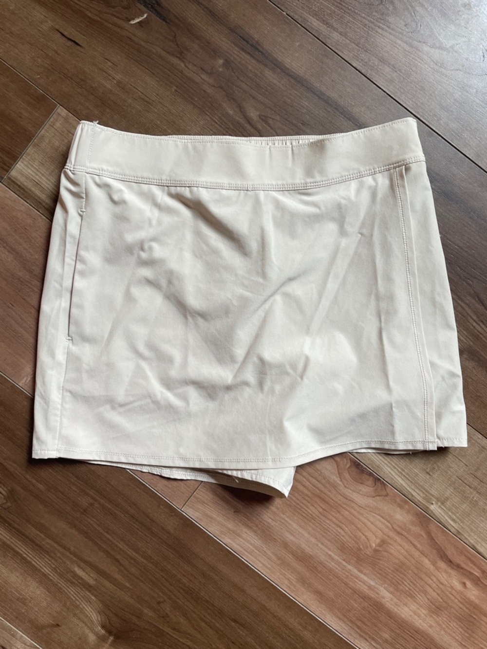Cream Active Skort